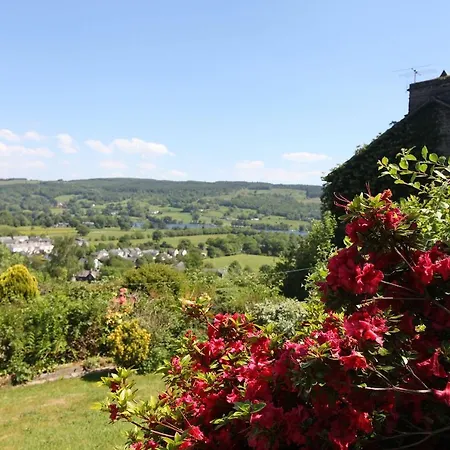 Lakeland View *